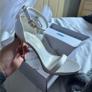 DREAM PAIRS Women's High Stiletto Heels Size 7